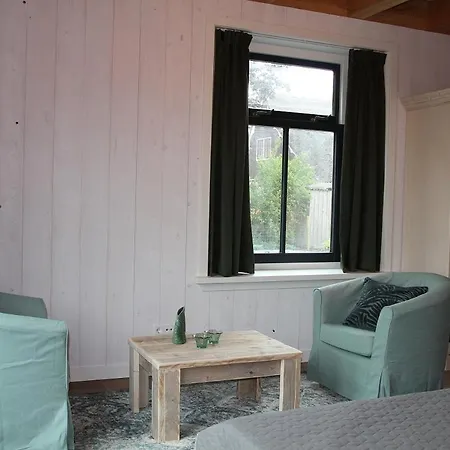 Bed & Breakfast Heeringhuusen 3*