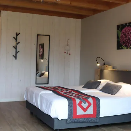 Heeringhuusen Bed & Breakfast *