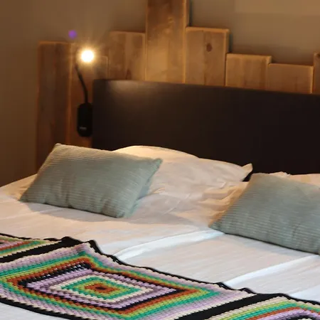 Heeringhuusen Bed & Breakfast Haringhuizen