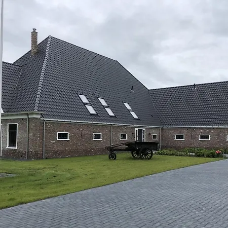 Heeringhuusen 3*